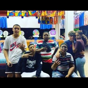 Meet your Posher, Bobby